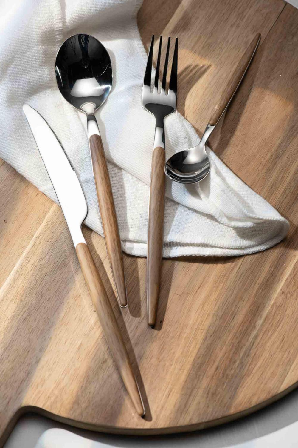 Modern House Eik Bestikksett 16 deler Kremmerhuset